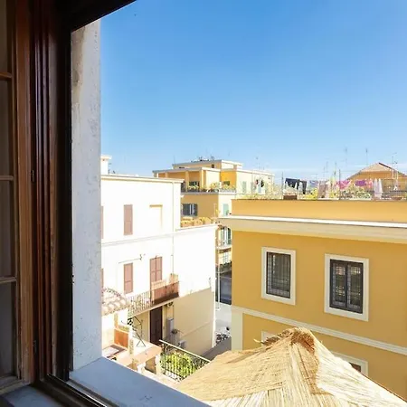 Vatican Terrace * Roma